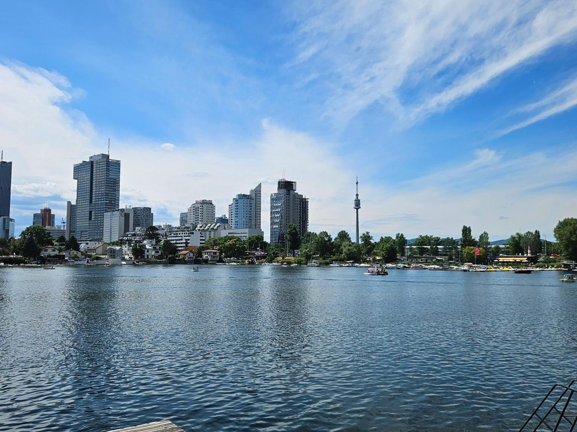 Yuki'S Place - Un-Vic, Danube Beach And Subway Near To Downtown ウィーン エクステリア 写真